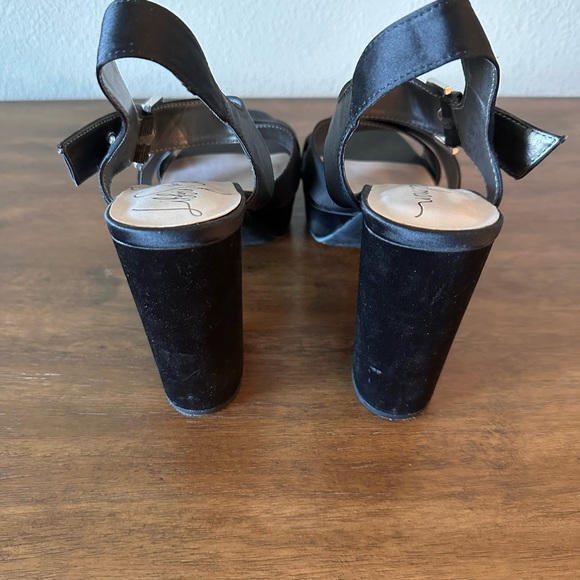 Lily Edelman Satin Platform Heels With Satin Cross Over Straps and Buckle - Picture 3 of 5